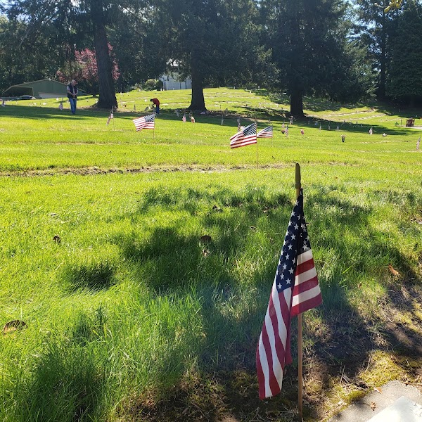 Hillcrest Memorial Park grounds