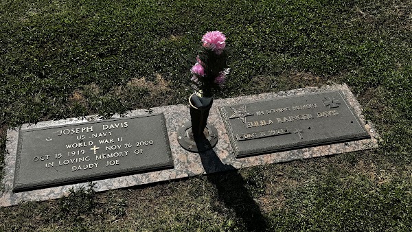 Hillcrest Memory Gardens grounds