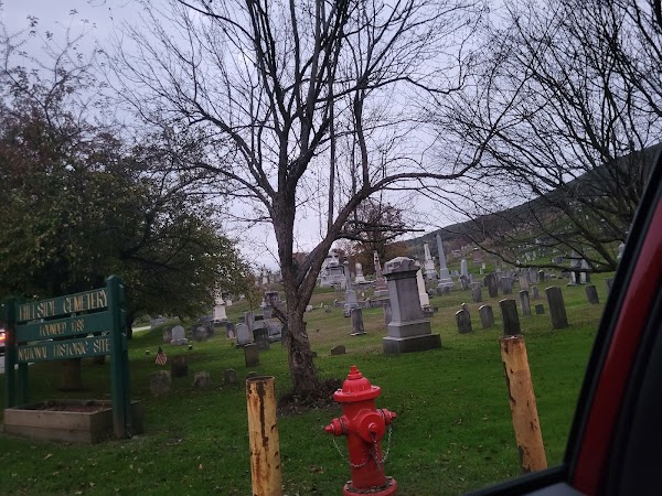 Hillside Cemetery grounds