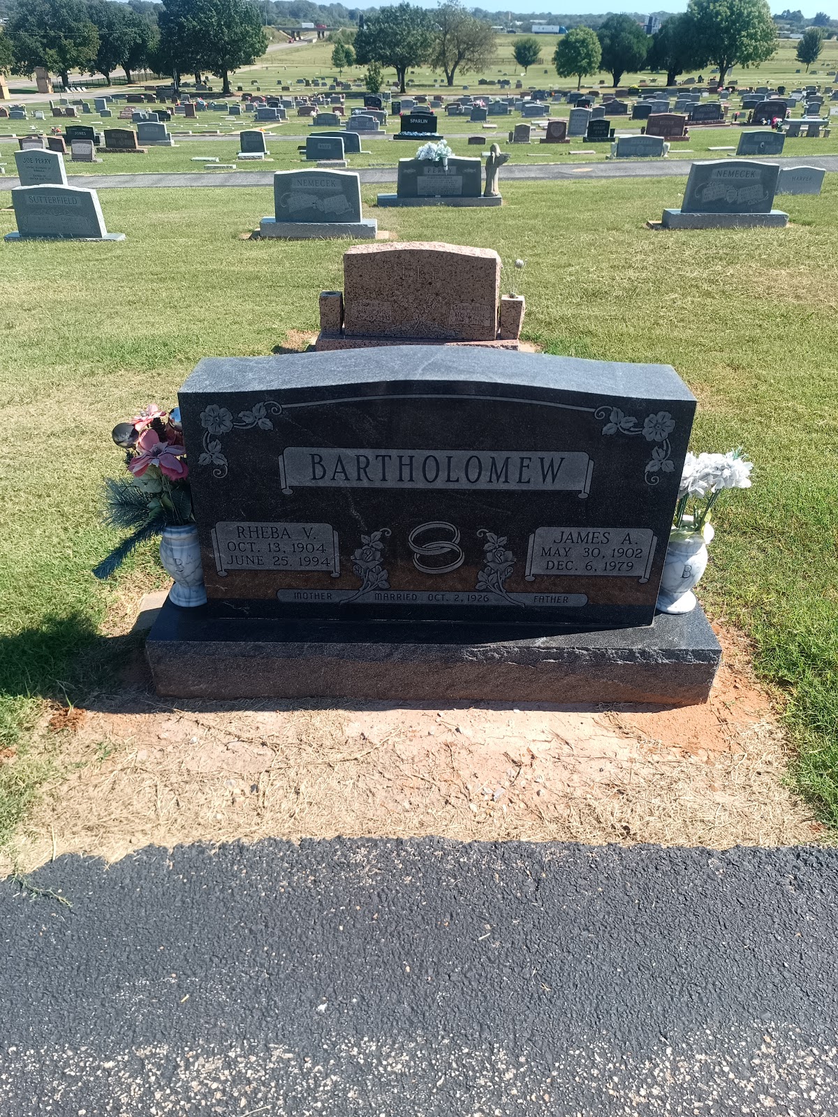 Hillside Cemetery cemetery grounds and headstones