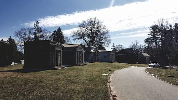 Hillside Cemetery grounds