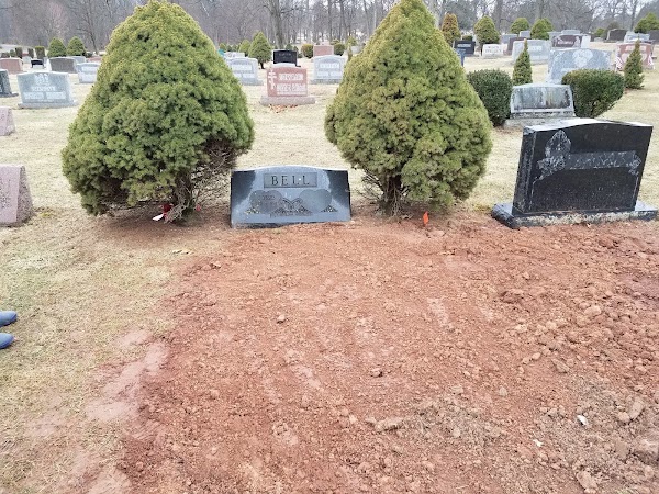 Hillside Cemetery grounds