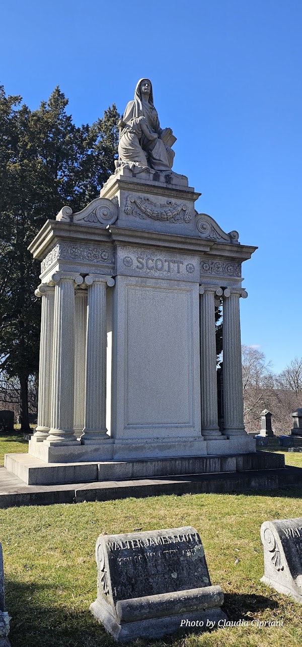 Hillside Cemetery grounds