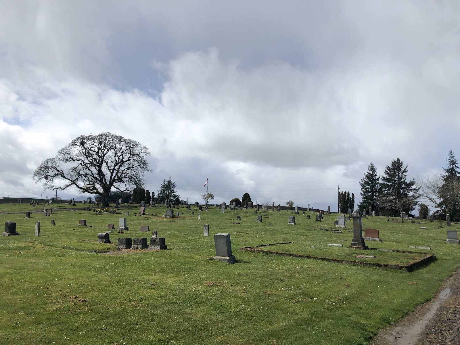 Hilltop Cemetery headstone and grounds