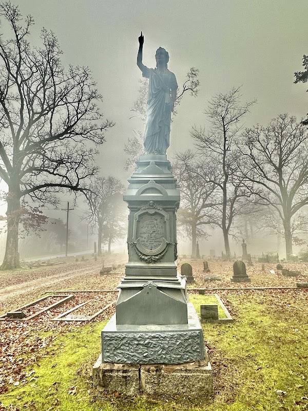 Hollywood Cemetery grounds