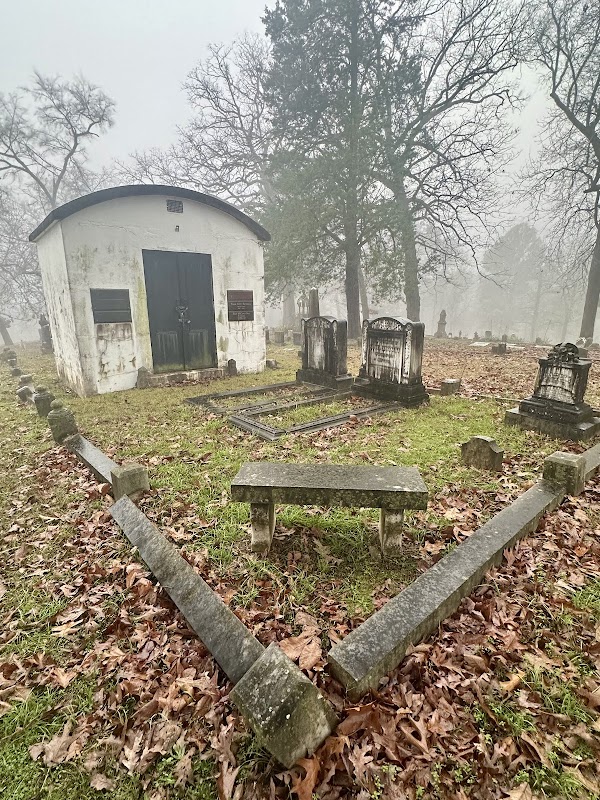 Hollywood Cemetery grounds