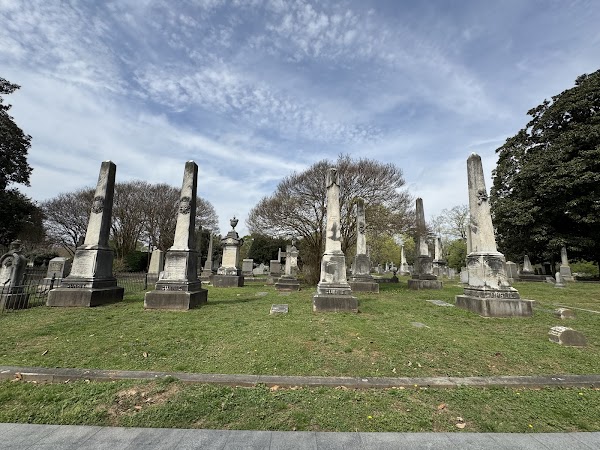 Hollywood Cemetery grounds