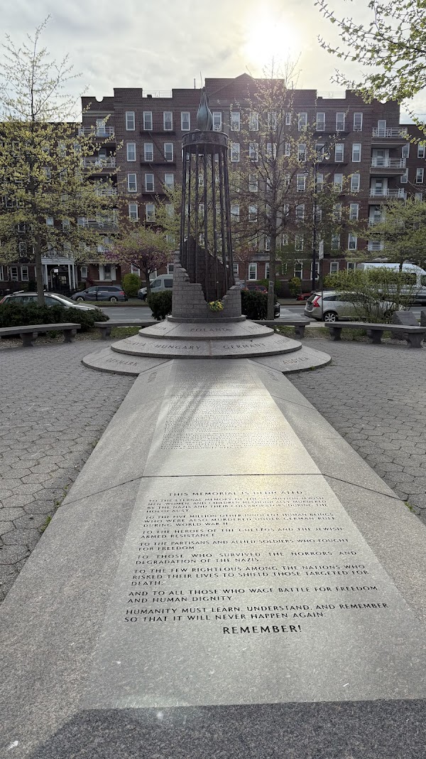 Holocaust Memorial Park grounds