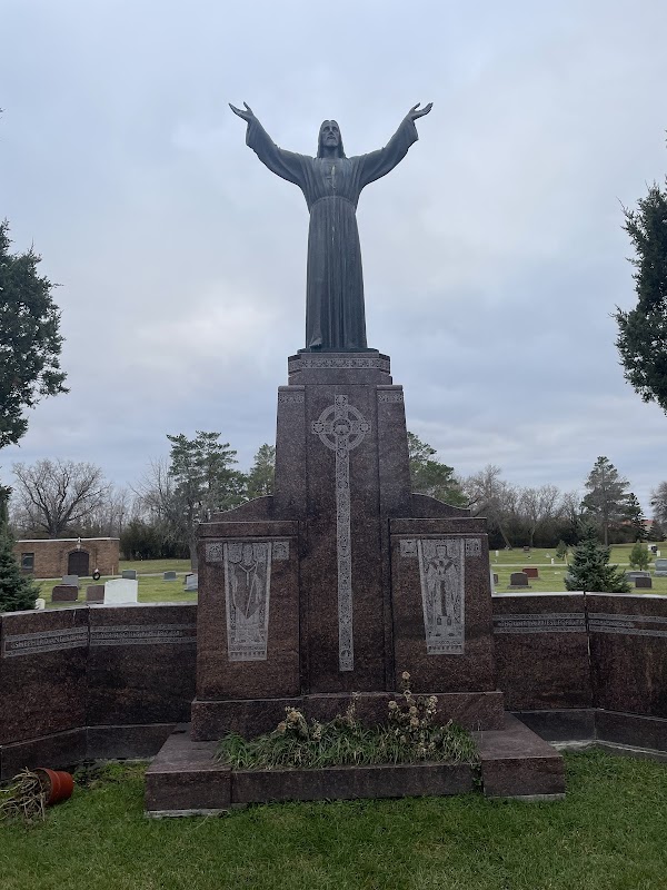 Holy Cross Cemetery Association grounds