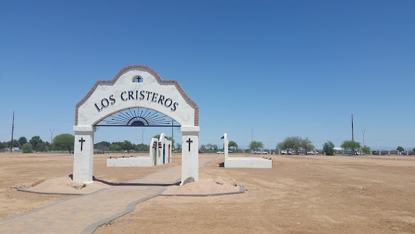 Holy Cross Cemetery grounds