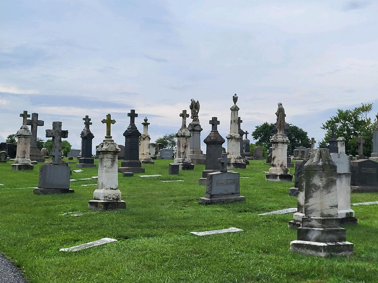 Holy Cross Cemetery cemetery grounds and headstones