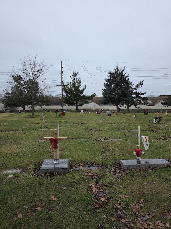 Holy Cross Cemetery grounds