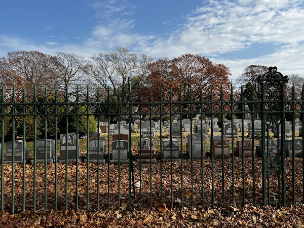 Holy Cross Cemetery grounds