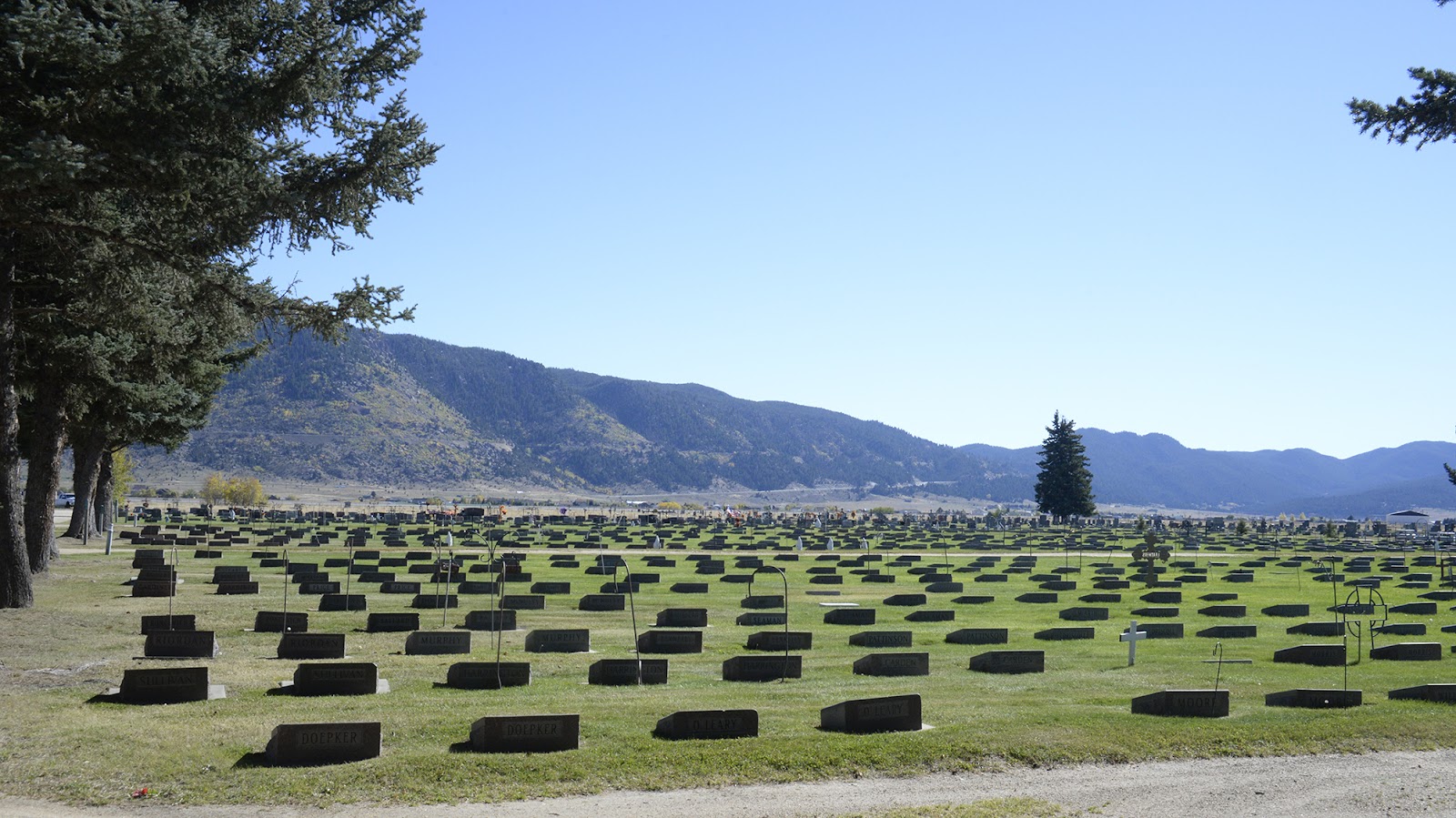 Holy Cross Cemetery cemetery grounds and headstones