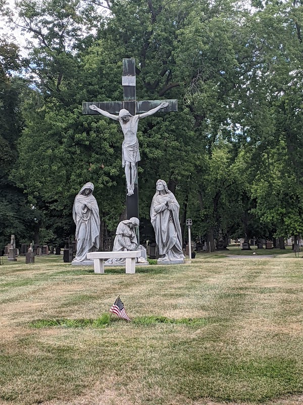 Holy Cross Cemetery grounds