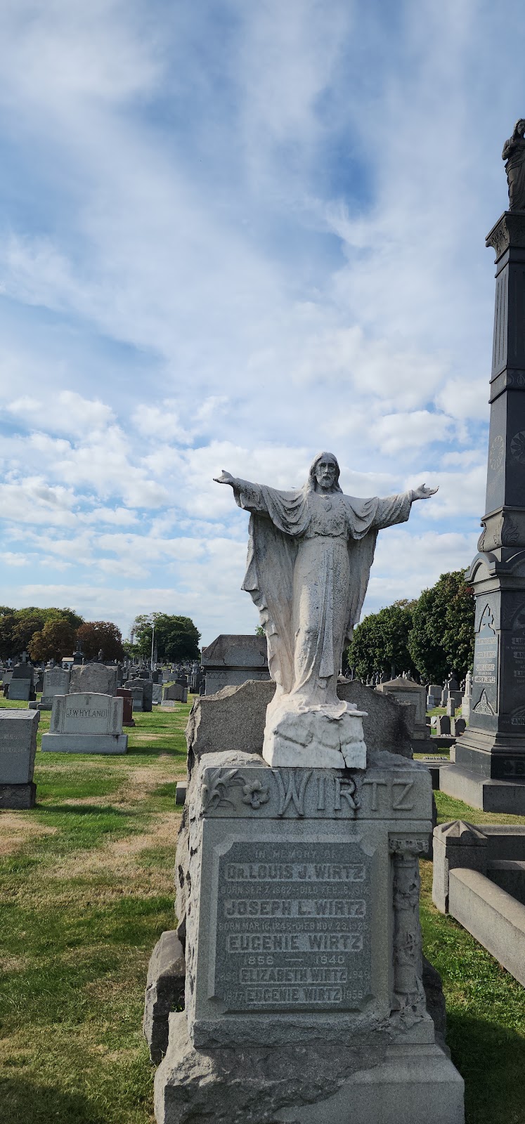Holy Name Cemetery & Mausoleum cemetery grounds and headstones