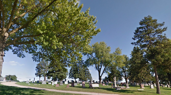 Holy Sepulchre Cemetery grounds
