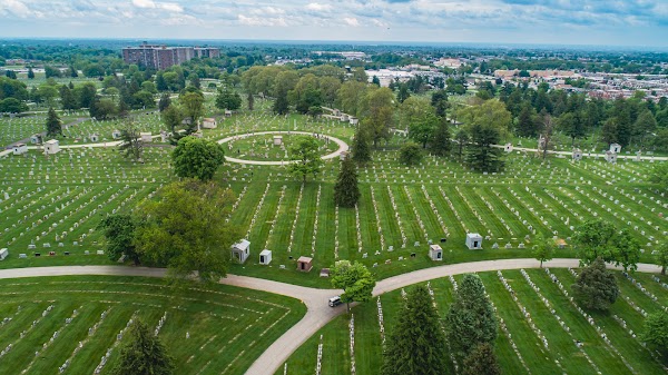 Holy Sepulchre Cemetery grounds