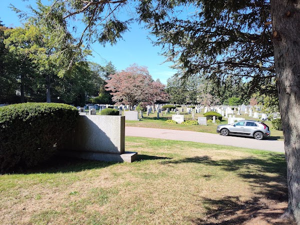 Holyhood Cemetery grounds