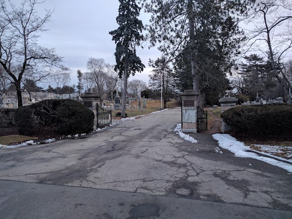Holyhood Cemetery grounds
