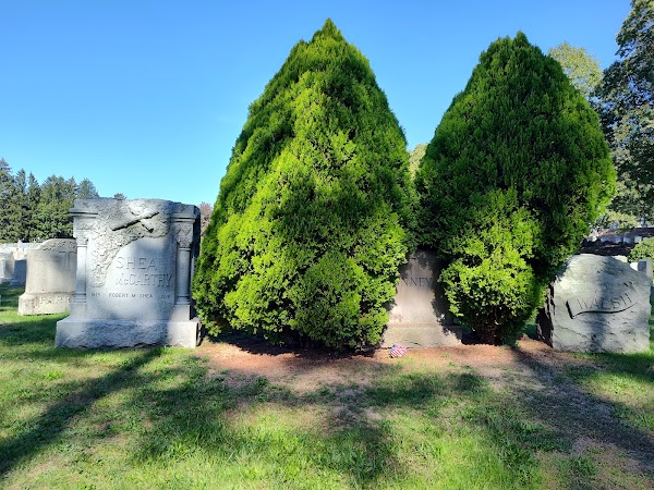 Holyhood Cemetery grounds