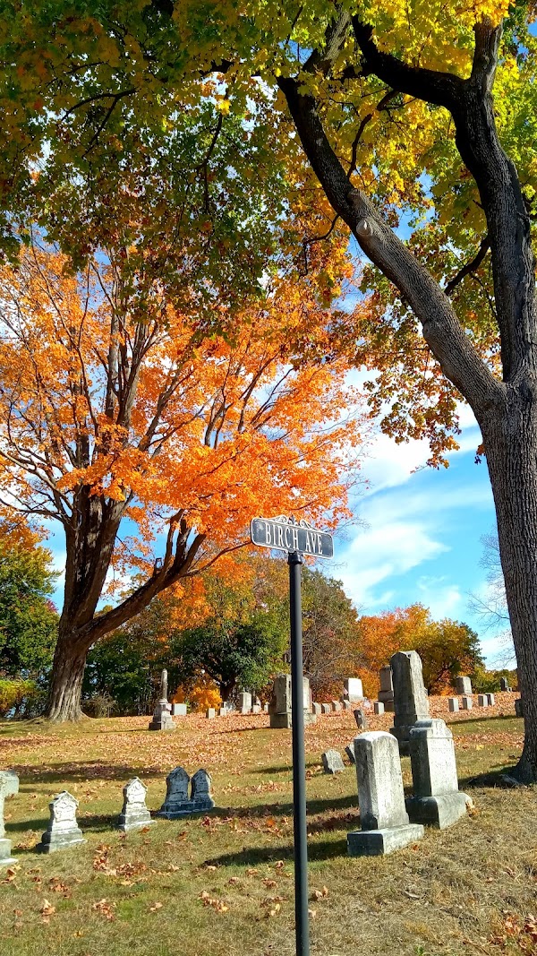 Hope Cemetery grounds