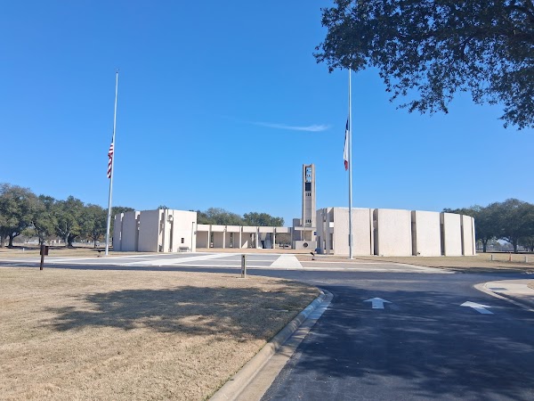 Houston National Cemetery grounds