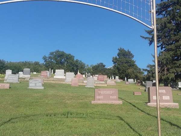 Hunter Cemetery grounds