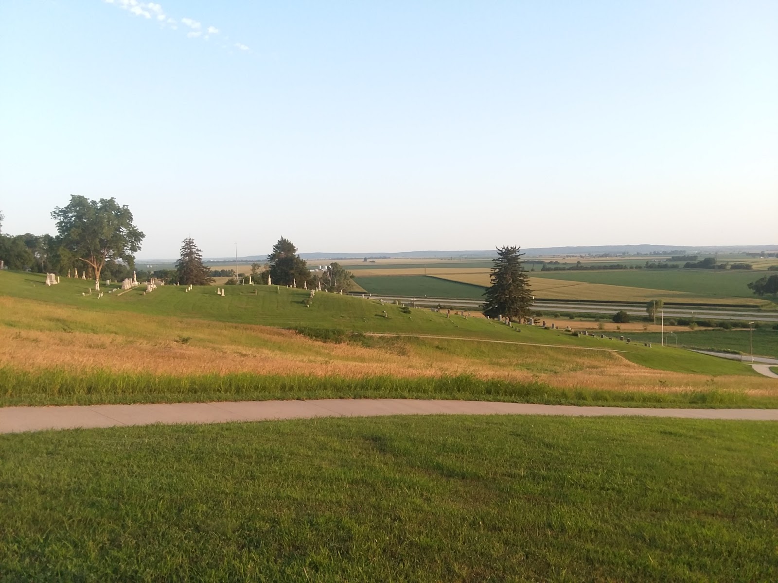 Hunter Cemetery headstone and grounds