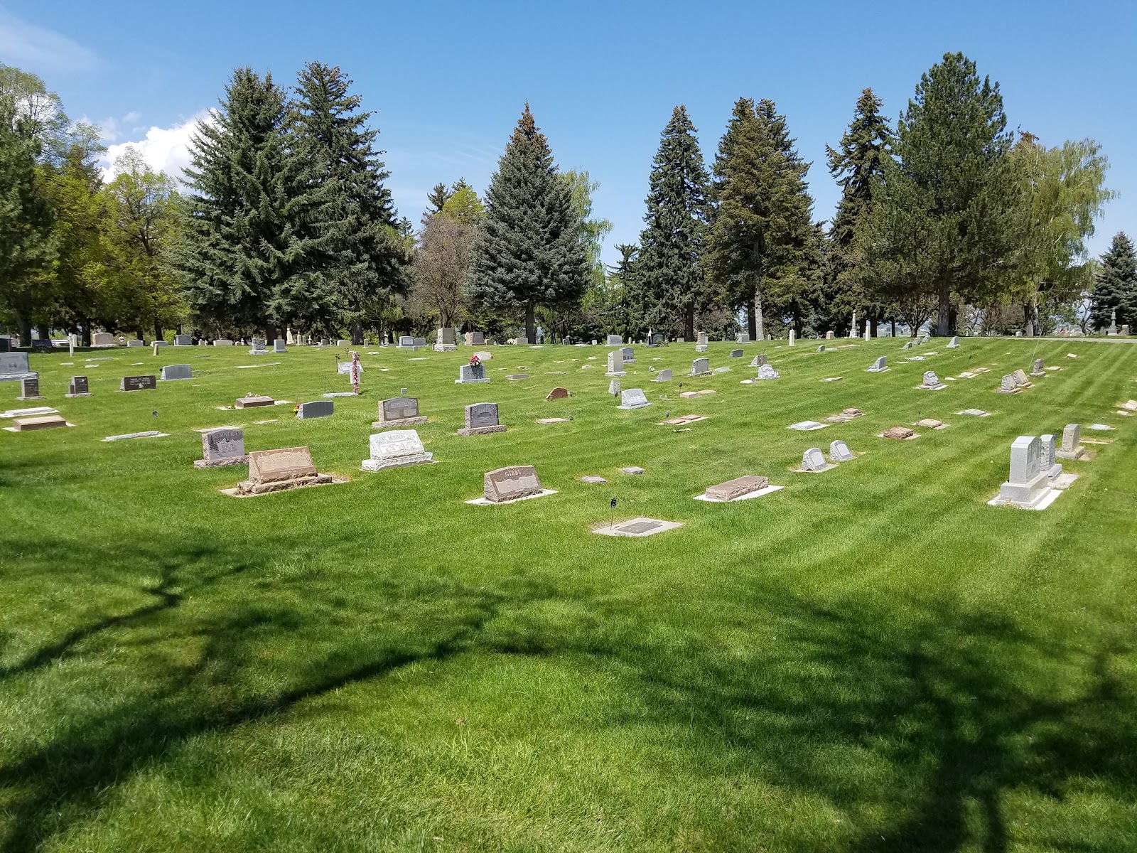 Hyrum City Cemetery headstone and grounds