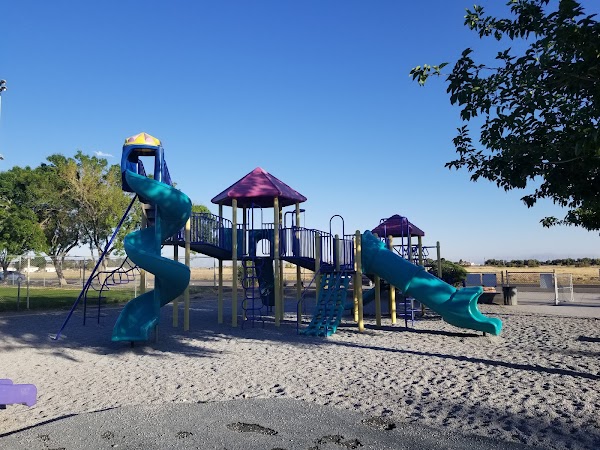 Ian Deutch Memorial Park grounds