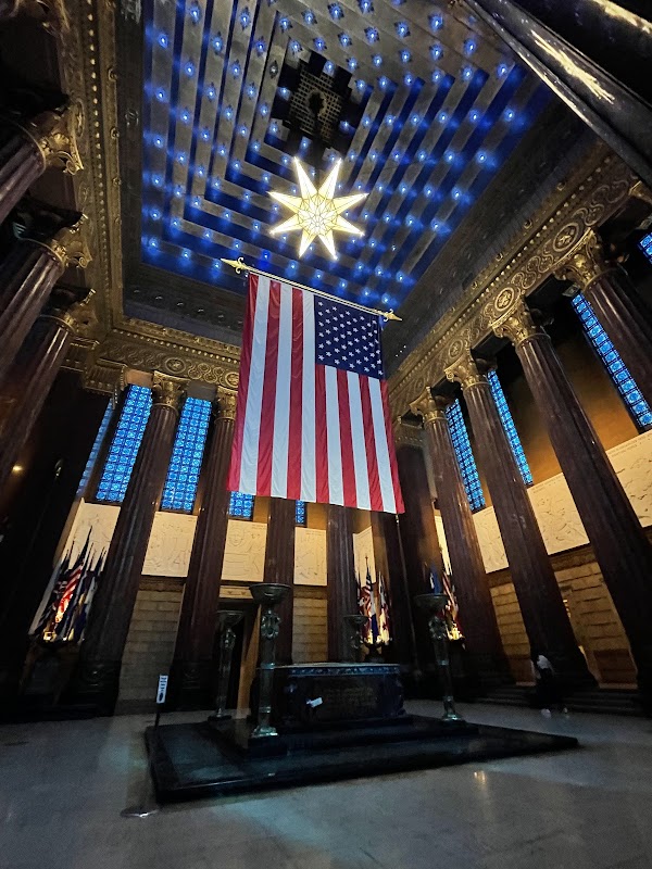 Indiana War Memorial & Museum grounds