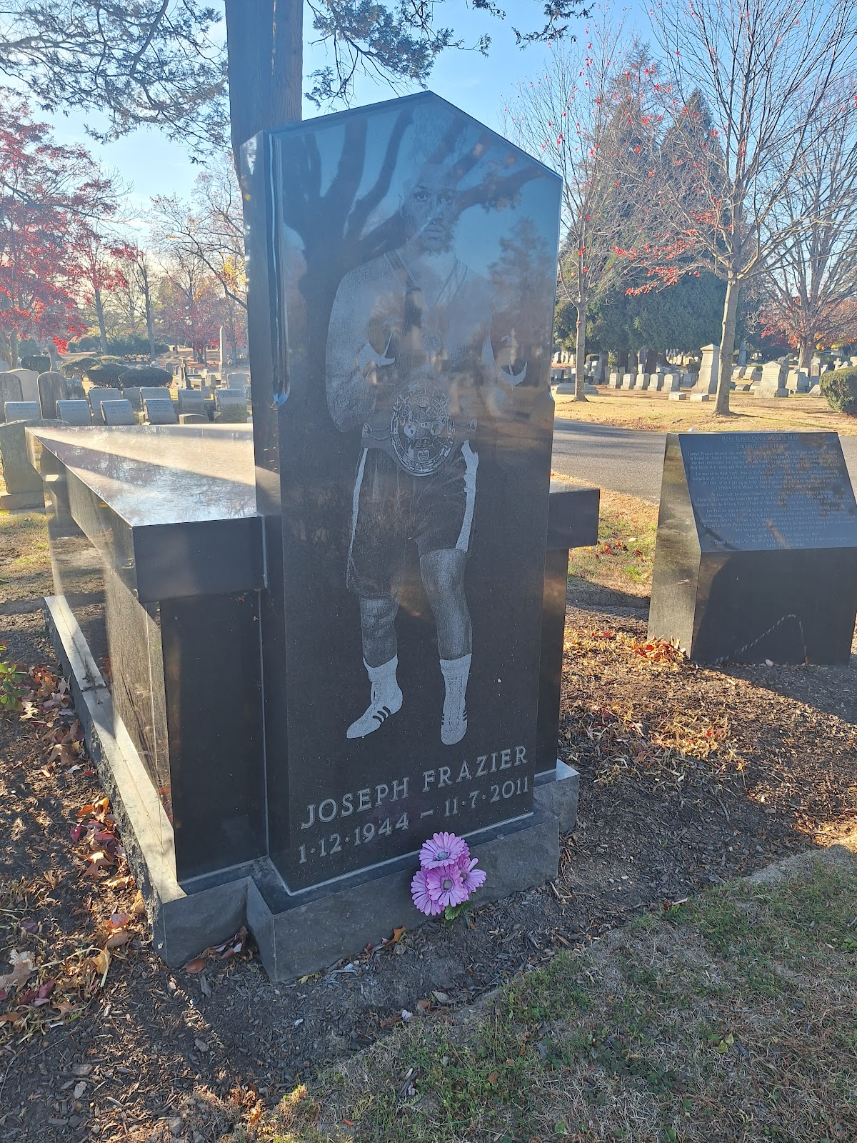 Ivy Hill Cemetery and Crematory headstone and grounds