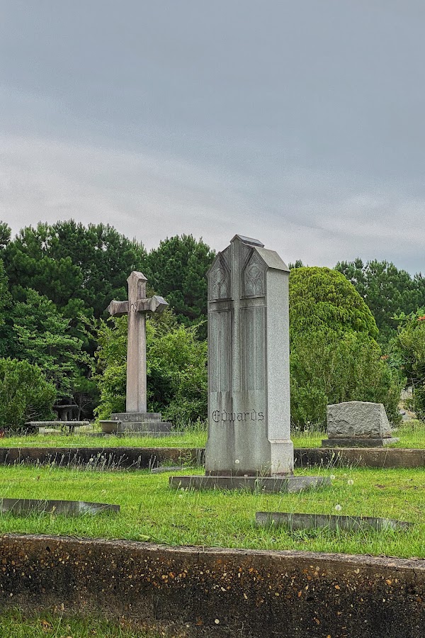 Jacksonville City Cemetery grounds
