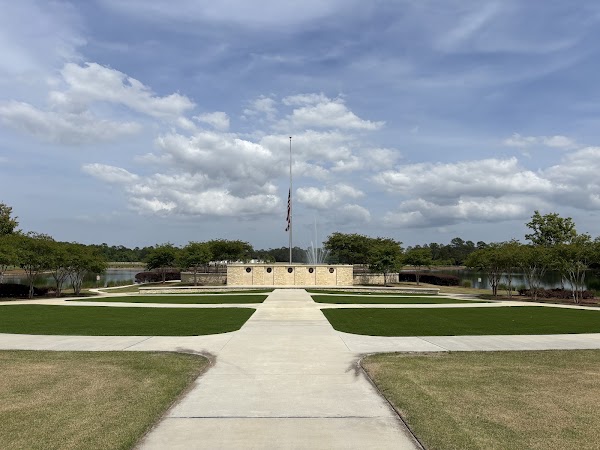 Jacksonville National Cemetery grounds