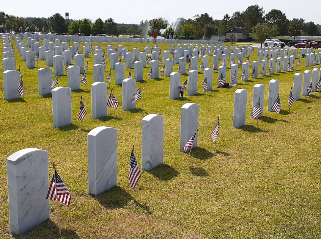 Jacksonville National Cemetery headstone and grounds