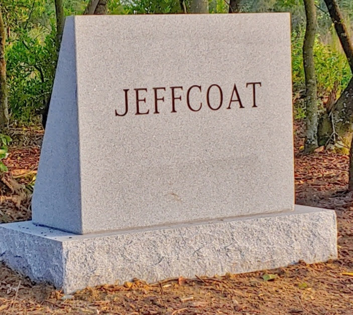 Jeffcoat Cemetery cemetery grounds and headstones