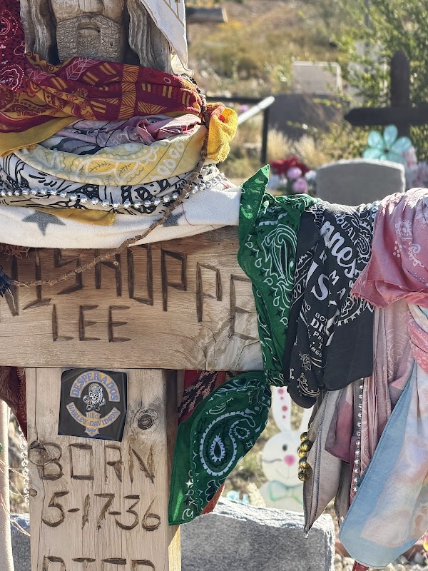 Jesus Nazareno Cemetery grounds
