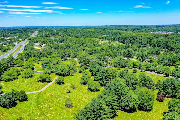 Judean Memorial Gardens / Cemetery grounds