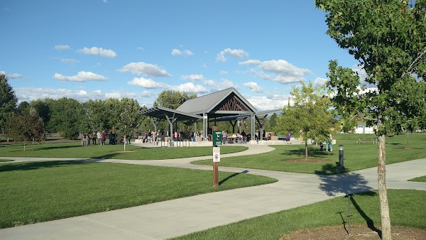 Julius M. Kleiner Memorial Park grounds