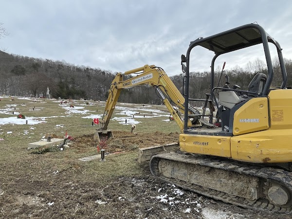 Kanawha Valley Memorial Gardens grounds