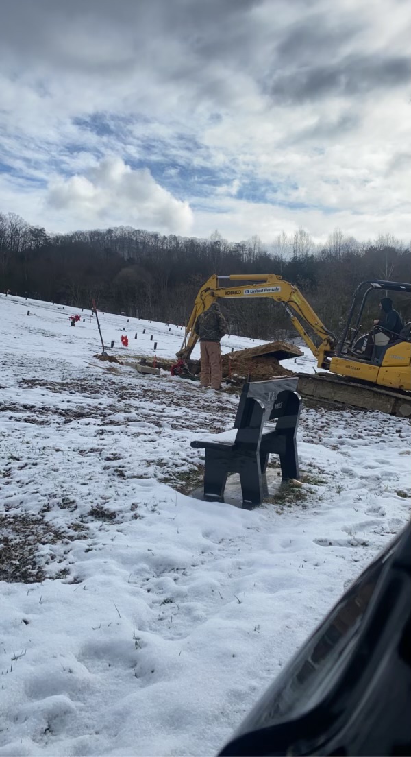 Kanawha Valley Memorial Gardens grounds