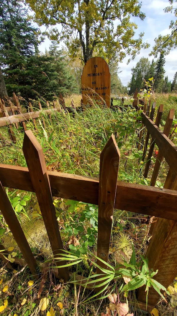 Kasilof Boat Harbor Cemetery grounds