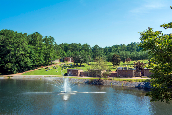 Kennesaw Memorial Park grounds