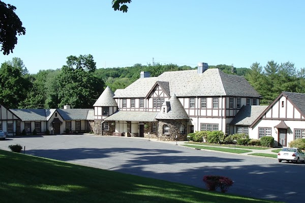 Kensico Cemetery grounds