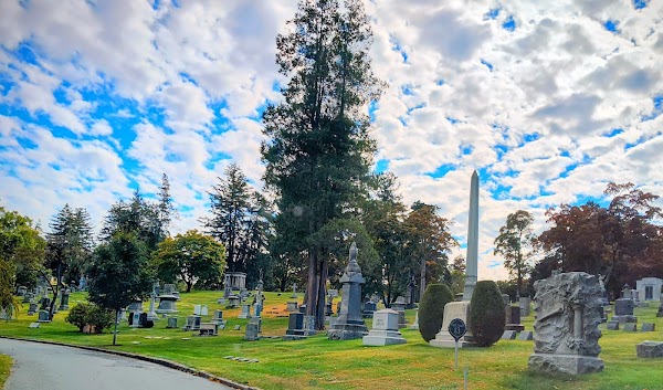 Kensico Cemetery grounds