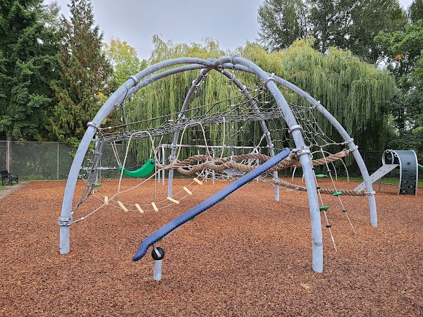 Kent Memorial Park grounds