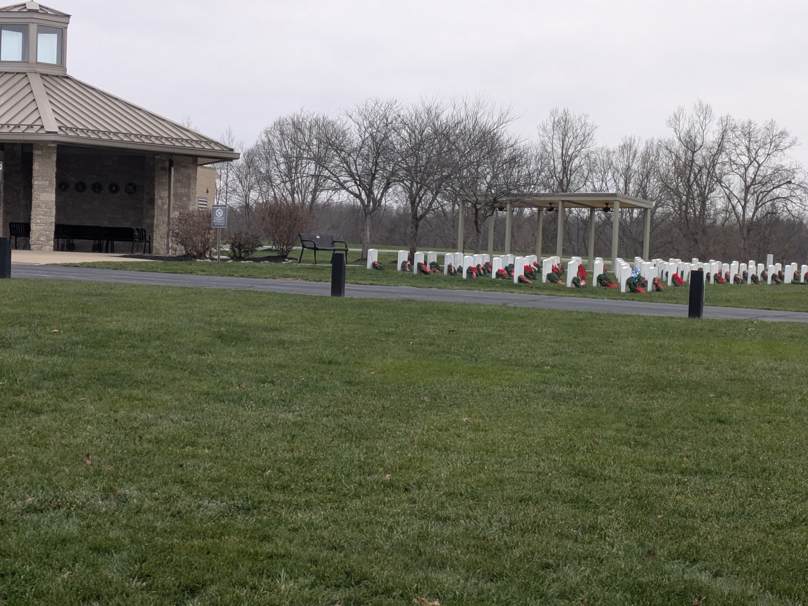 Kentucky Veterans Cemetery Northeast cemetery grounds and headstones