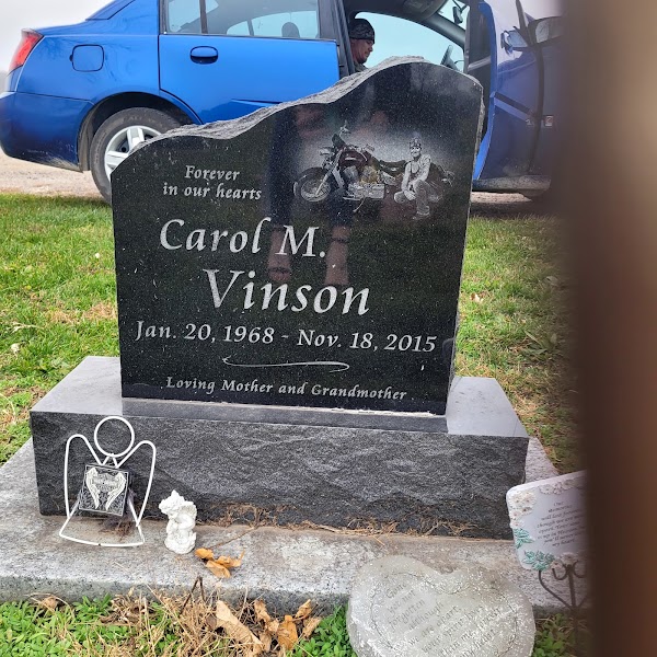 Keokuk National Cemetery grounds