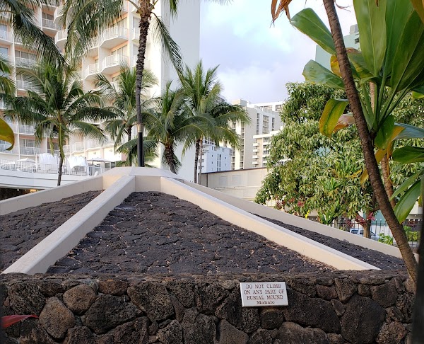 Kāhi Hāli'a Aloha Memorial grounds